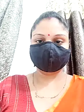 Snapshot of Cute-Aadhvita chatting on June 2026 01:03:01 AM Cute-Aadhvita online show from June 2026 01:03:01 AM