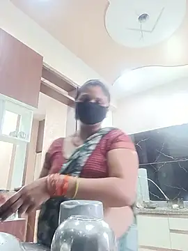 Snapshot of Cute-Aadhvita chatting on June 2026 01:17:02 PM Cute-Aadhvita online show from June 2026 01:17:02 PM