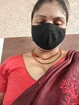 Snapshot of Cute-Aadhvita chatting on July 2026 04:28:02 AM Cute-Aadhvita online show from July 2026 04:28:02 AM