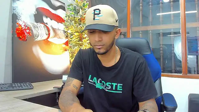 Snapshot of Robin_Rief chatting on January 2025 10:06:01 AM Robin Rief online show from January 2025 10:06:01 AM