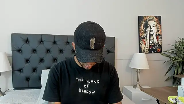 Snapshot of Robin_Rief chatting on September 2025 03:33:02 AM Robin Rief online show from September 2025 03:33:02 AM