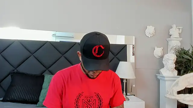 Snapshot of Robin_Rief chatting on November 2025 03:41:01 AM Robin Rief online show from November 2025 03:41:01 AM