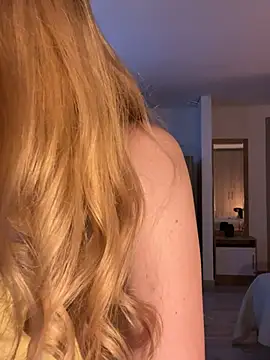 NicoleCut online show from February 2025 11:23:02 AM