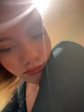 NicoleCut online show from February 2026 10:00:02 AM