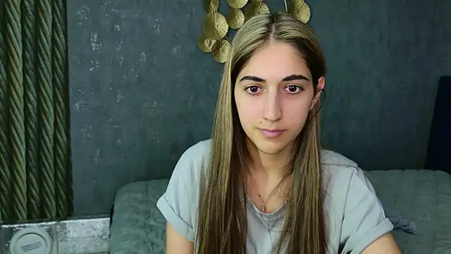 Teresa Stane online show from February 2025 12:14:02 PM