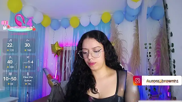 Aurora Brownn online show from October 2025 01:14:02 AM