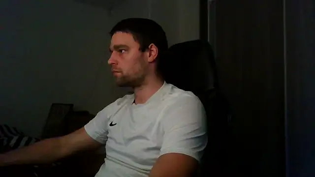 Snapshot of The_big_viking_ chatting on December 2024 12:45:02 PM The big viking online show from December 2024 12:45:02 PM
