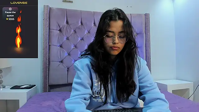 Ariana Pierce online show from February 2025 04:01:01 AM