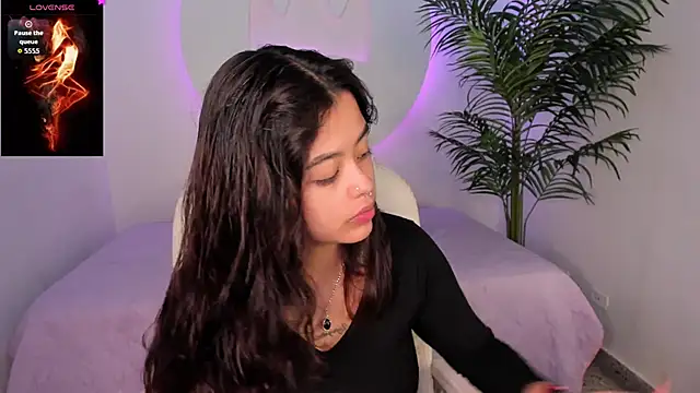 Ariana Pierce online show from November 2025 12:27:02 PM