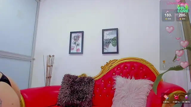 Snapshot of miaa-sofiaa chatting on February 2025 10:21:02 PM miaa-sofiaa online show from February 2025 10:21:02 PM