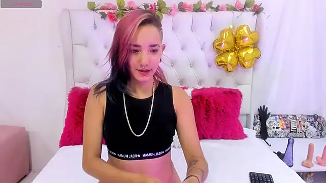 Valerik cano1 online show from March 2025 08:40:01 PM