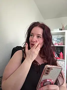 Engel mia online show from March 2026 10:52:02 AM