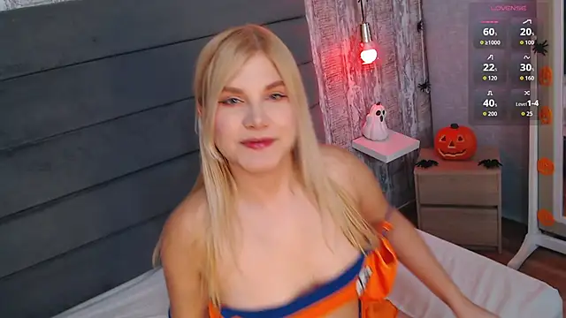 CrystalWoods94 online show from October 2025 01:50:01 PM