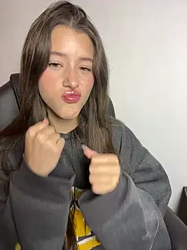 ally sunn  online show from February 2025 06:40:01 AM