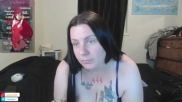 Snapshot of PeakabumPromo chatting on January 2025 01:17:01 AM PeakabumPromo online show from January 2025 01:17:01 AM