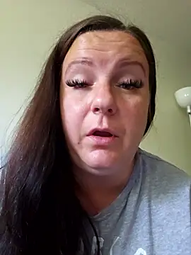 Snapshot of PeakabumPromo chatting on October 2025 03:29:01 PM PeakabumPromo online show from October 2025 03:29:01 PM