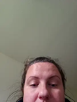 Snapshot of PeakabumPromo chatting on November 2025 03:58:02 PM PeakabumPromo online show from November 2025 03:58:02 PM