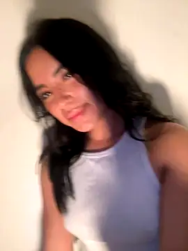 Emily-14 online show from October 2025 02:28:01 AM