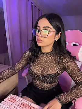 Emily-14 online show from July 2026 02:30:01 AM
