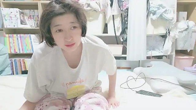 Snapshot of morikawa_sayaka chatting on June 2026 12:31:01 PM morikawa sayaka online show from June 2026 12:31:01 PM