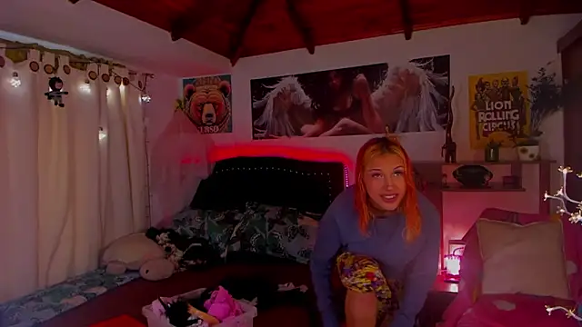 cuteweed420 online show from January 2025 02:42:01 PM