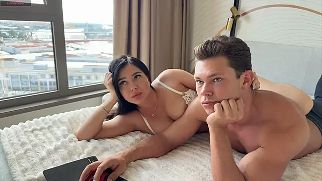 BestModelsDuo online show from June 2026 02:21:01 PM