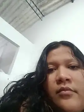 Snapshot of samy_riverss chatting on May 2026 10:14:02 PM samy riverss online show from May 2026 10:14:02 PM