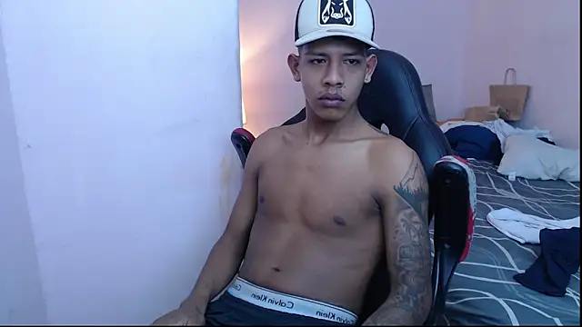 Snapshot of mr_stiven_ chatting on January 2025 08:15:02 AM mr stiven  online show from January 2025 08:15:02 AM