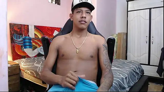 Snapshot of mr_stiven_ chatting on February 2025 05:52:01 AM mr stiven  online show from February 2025 05:52:01 AM