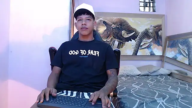 Snapshot of mr_stiven_ chatting on March 2025 02:15:02 AM mr stiven  online show from March 2025 02:15:02 AM