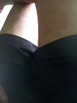 Snapshot of Smarterboytravel chatting on December 2024 08:03:02 AM Smarterboytravel online show from December 2024 08:03:02 AM