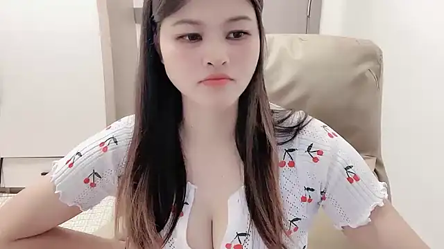 Snapshot of Ytao-528 chatting on October 2025 06:24:01 AM Ytao-528 online show from October 2025 06:24:01 AM