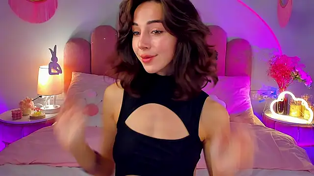 ElsaYoung online show from October 2025 07:26:01 PM