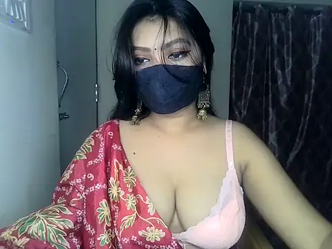 Snapshot of ishi_Beauty chatting on September 2025 06:02:01 AM ishi Beauty online show from September 2025 06:02:01 AM