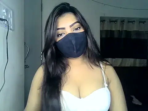 ishi Beauty online show from February 2026 06:22:01 AM