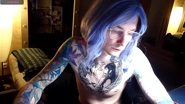 Snapshot of Julia_dolls chatting on April 2026 06:44:02 PM Julia dolls online show from April 2026 06:44:02 PM