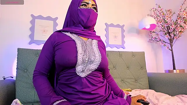 jazmin anbar online show from March 2025 06:33:01 PM