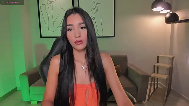 BellaCarteer  online show from September 2025 12:18:01 PM