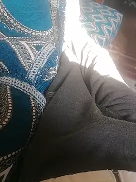 MamhounXx1 online show from December 2024 12:46:02 PM