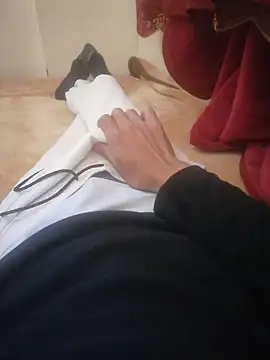 MamhounXx1 online show from January 2025 12:33:01 PM