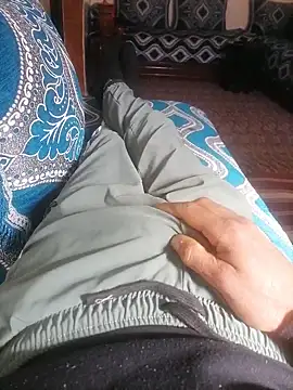 MamhounXx1 online show from February 2025 12:47:01 PM