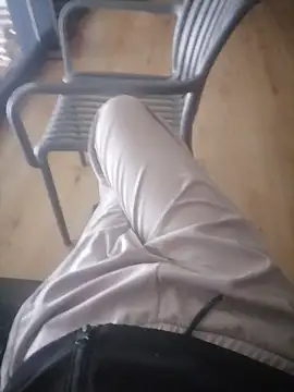 MamhounXx1 online show from February 2025 11:52:01 AM