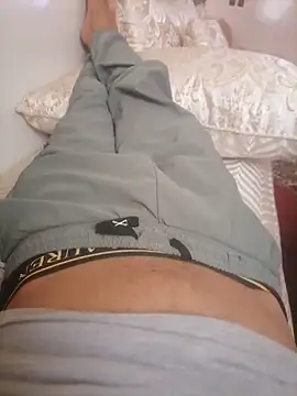 MamhounXx1 online show from September 2025 04:34:02 PM