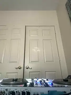 Snapshot of DemonStrokeVezzo chatting on June 2026 10:34:01 PM DemonStrokeVezzo online show from June 2026 10:34:01 PM