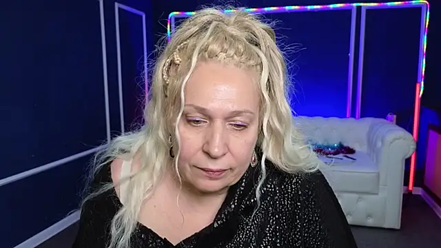 Penelope Pinky online show from December 2024 07:21:02 PM