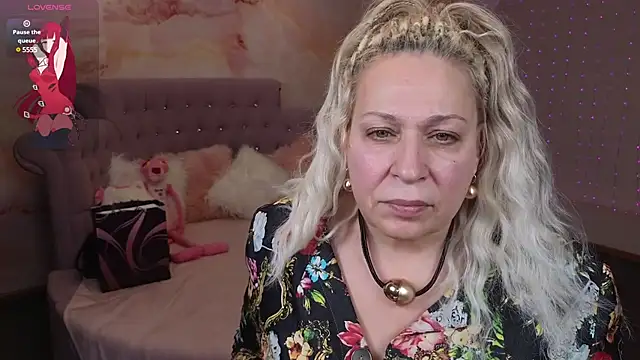 Penelope Pinky online show from February 2025 02:34:02 PM