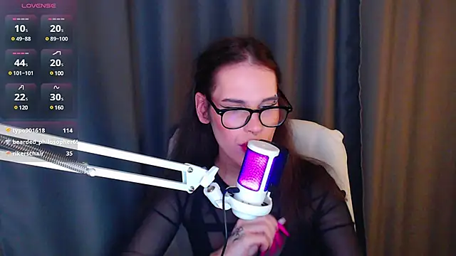 Snapshot of Cassie_Bae chatting on March 2025 12:07:02 AM Cassie Bae online show from March 2025 12:07:02 AM