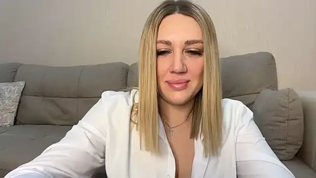 Snapshot of VickyLove047 chatting on September 2025 06:28:02 AM VickyLove047 online show from September 2025 06:28:02 AM