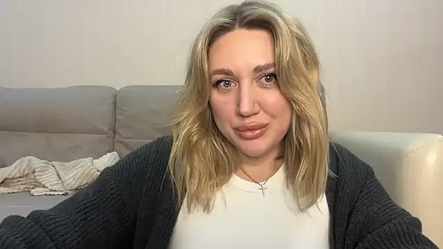 VickyLove047 online show from January 2026 05:04:01 PM