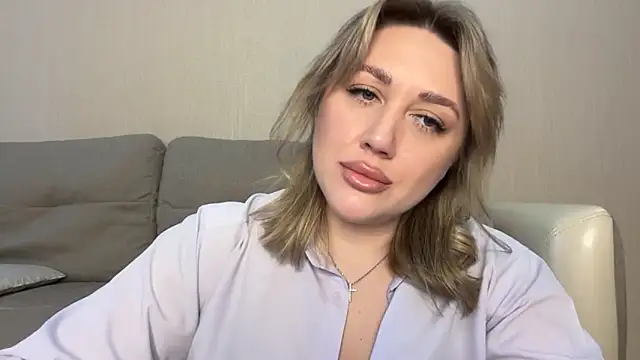 Snapshot of VickyLove047 chatting on May 2026 08:19:01 AM VickyLove047 online show from May 2026 08:19:01 AM